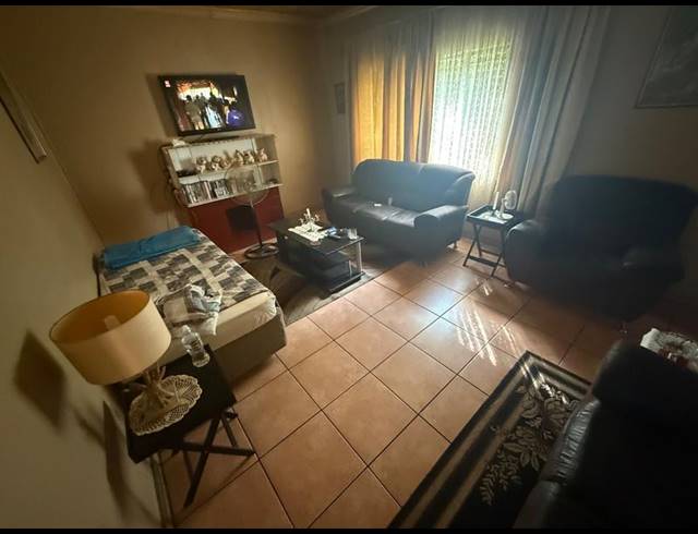 3 BEDROOM HOUSE FOR SALE IN VANDERBIJLPARK CW 6